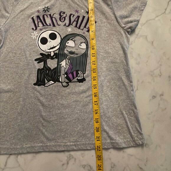 Disney Nightmare before Christmas Jack Sally t-shirt - Picture 6 of 6